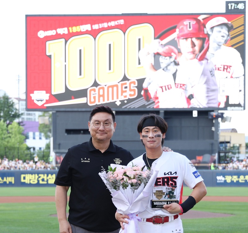 박찬호 1000경기.jpg